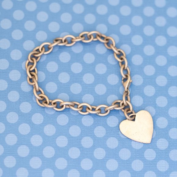 Jewelry - 7 inch, Vintage Sterling Silver Heart Pendant Chain Link Charm Bracelet - M33